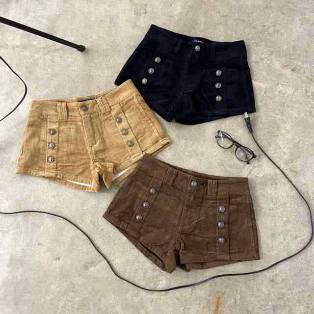 ボタンコーデュロイショートパンツ