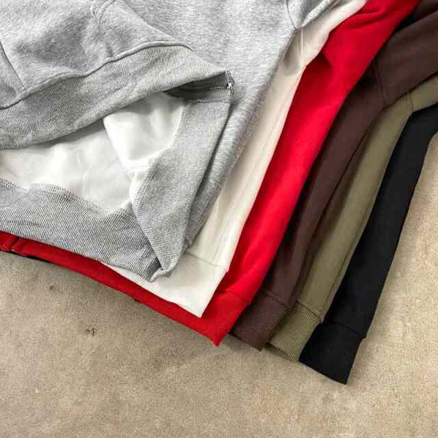 バックロゴZIPパーカー