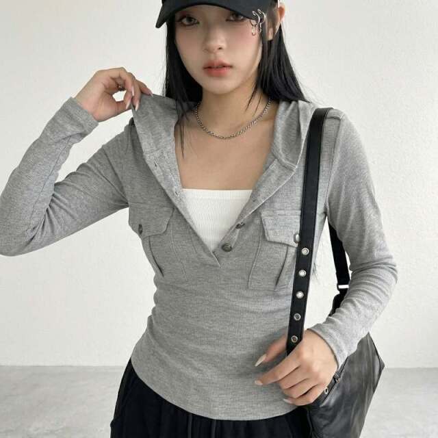 ボタンヘンリーフードトップス