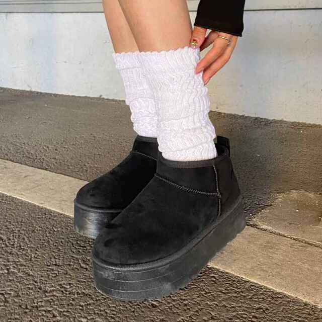 フェイクムートンブーツ