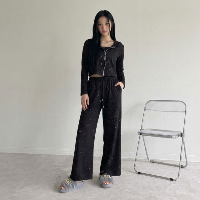 チェーンファーサンダル