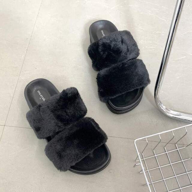 ファーサンダル