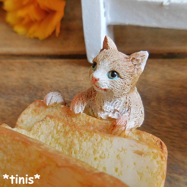 食パン 猫 VS. ねずみ フードバトル 置物 ミニチュア オブジェ cat