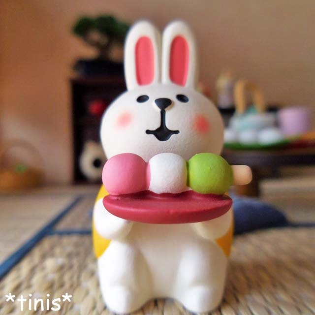 DECOLE デコレ コンコンブル おもてなしうさぎ お団子 ミニチュア
