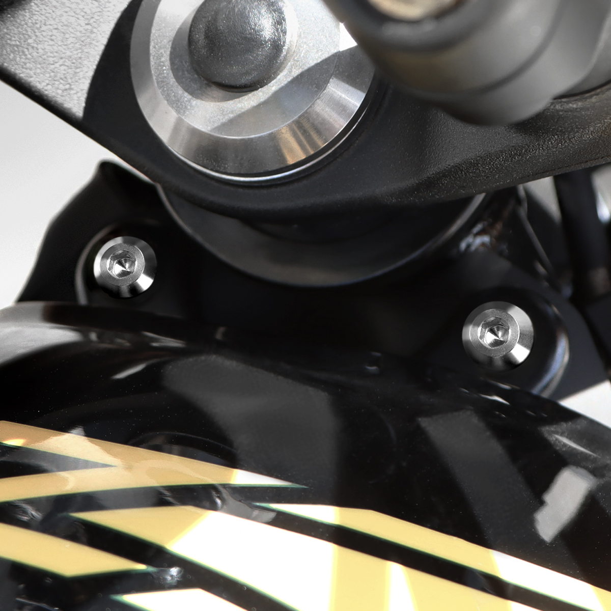 Z900RS 64チタン タンク用 ボルトセット シルバー BS0001 【メール便可】