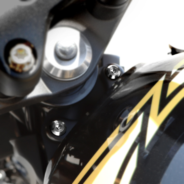 Z900RS 64チタン タンク用 ボルト セット シルバー BS0001 【メール便可】