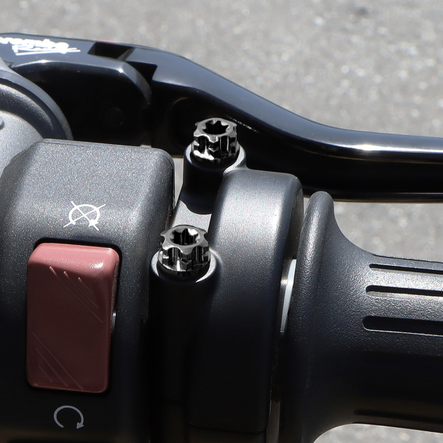 Z900RS 64チタン スロットルケース用 ボルトセット Type2 ブラック