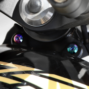 z900rs フェンダーアーム ブラックカフェ純正品　取付用黒チタンボルトセット Z900RS フェンダーアーム 用 チタンボルト ブラック 8個 黒