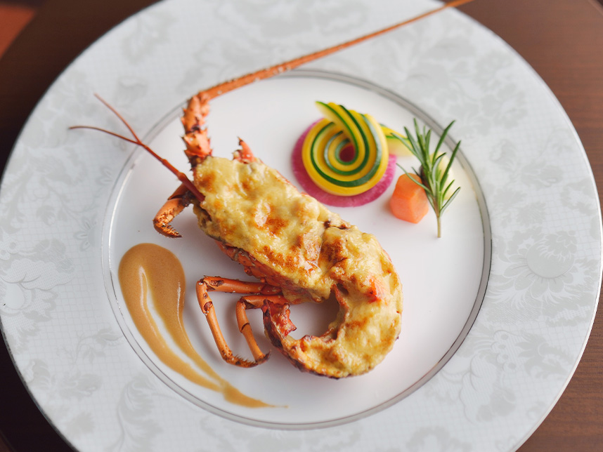 伊勢海老グラタン【３個】《冷凍》