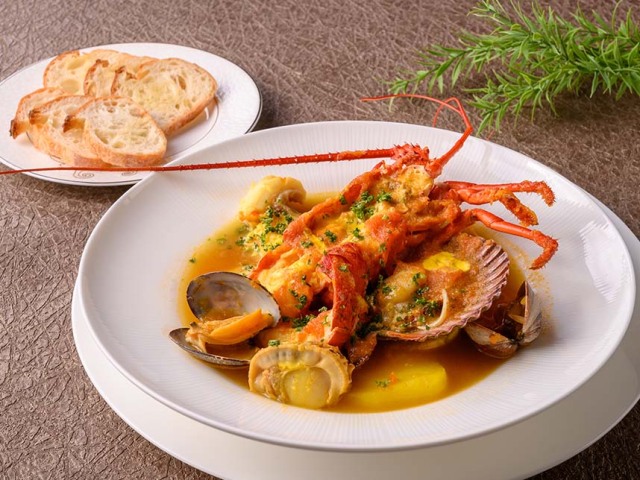 伊勢海老と魚介のブイヤベース　《冷凍》