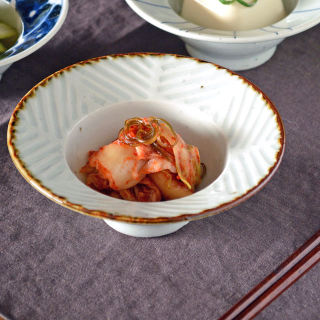 24-1268 古砥部焼煎茶碗と唐木一文字盆 煎茶道具 煎茶盆 一文字盆 塗り盆 角盆 鉄刀木 タガヤサン