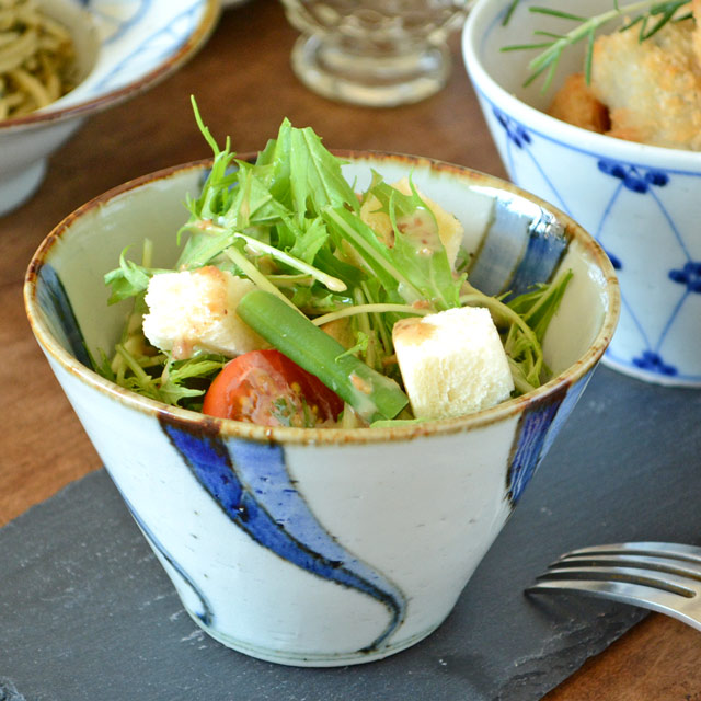 和食器・砥部焼　ねじり文の小鉢(大)