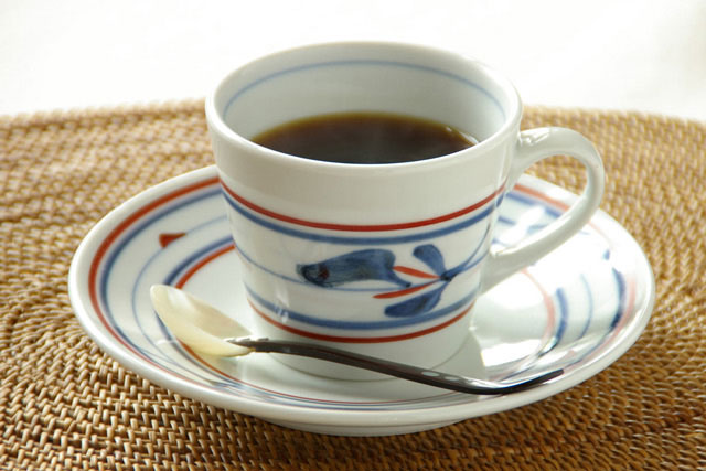 【砥部焼 梅山窯】みつ葉のコーヒーカップ○