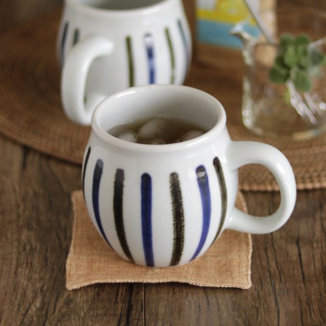 【砥部焼 梅山窯】鉄ごす線のビッグマグ