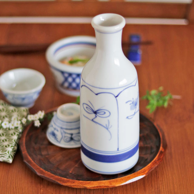 【砥部焼 梅山窯】なずなの筒徳利(大)