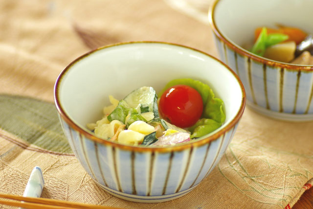 和食器・砥部焼　縞もようの台形鉢