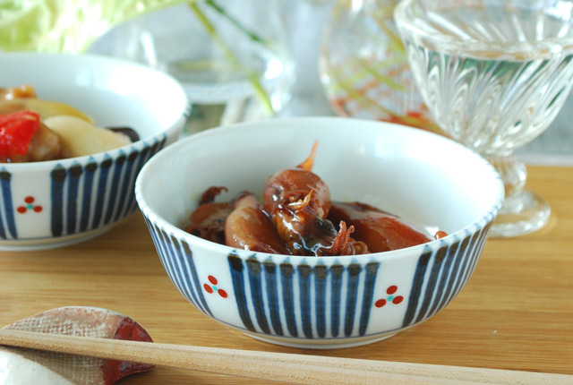 和食器・砥部焼　とくさみつ紋の多用鉢(3.7寸)