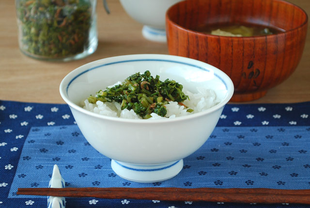 和食器・砥部焼　だみごす花の反碗