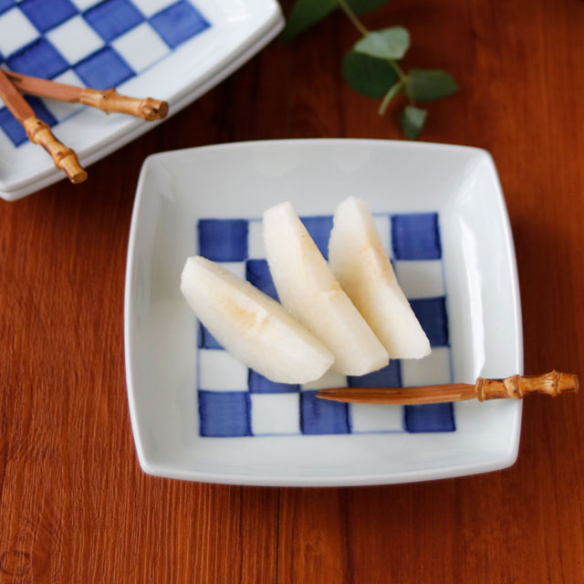 和食器・砥部焼　梅山窯の角皿