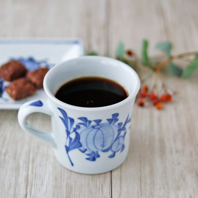 和食器・砥部焼　梅山窯のマグカップ