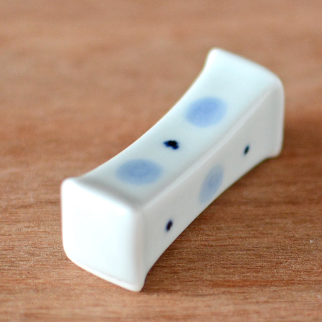 和食器・砥部焼　みずたまの箸置き