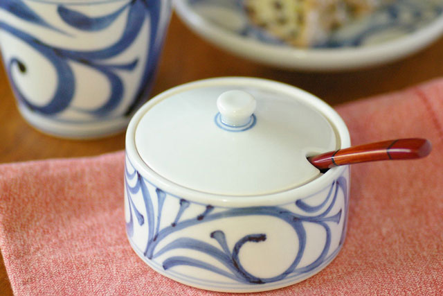 砥部焼の和食器 梅山窯の薬味入れ 【砥部工房 からくさ】