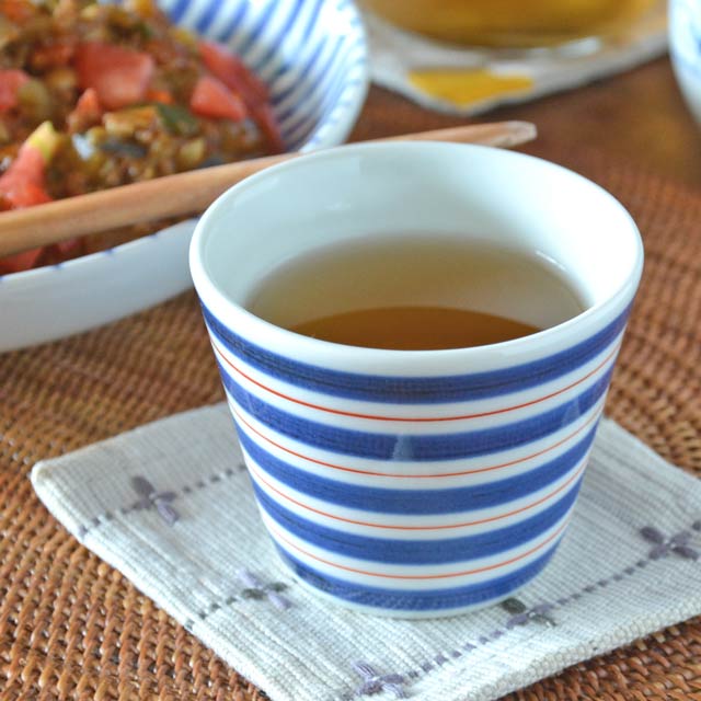 和食器・砥部焼　あい赤ラインのそばちょこ