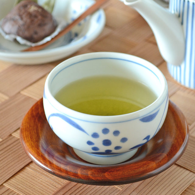 和食器・砥部焼　太陽柄の手引丸湯呑