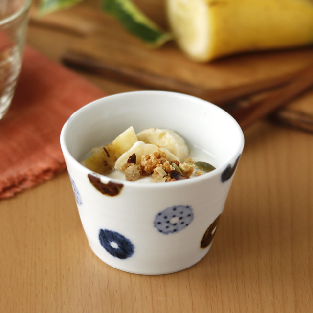 【砥部焼 イロリ工房】まる紋のそばちょこ(小)