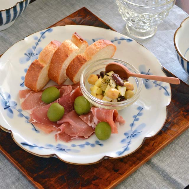 和食器・砥部焼　梅の花皿(7寸)