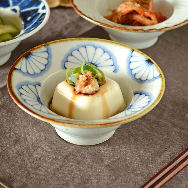 砥部焼の和食器 皐月窯の小鉢 【砥部工房 からくさ】
