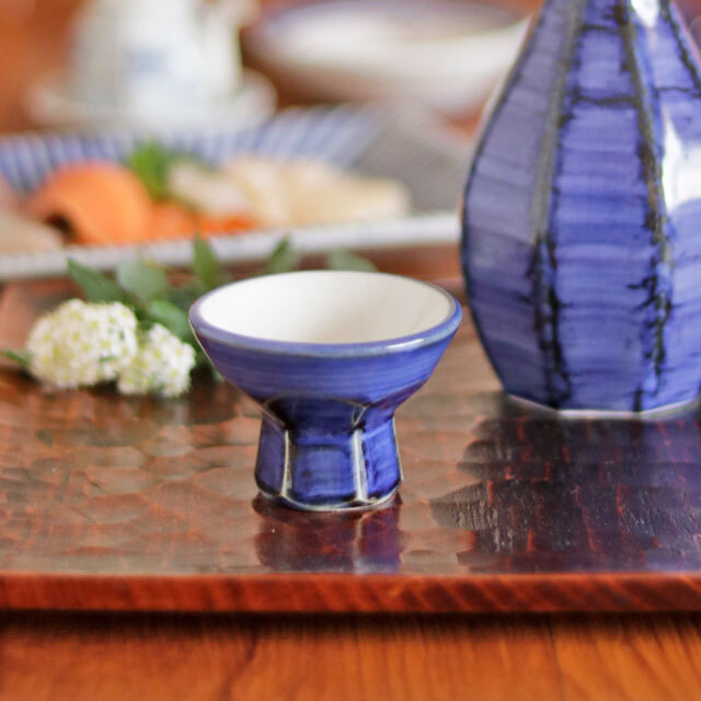 【砥部焼 梅山窯】藍色の面取盃
