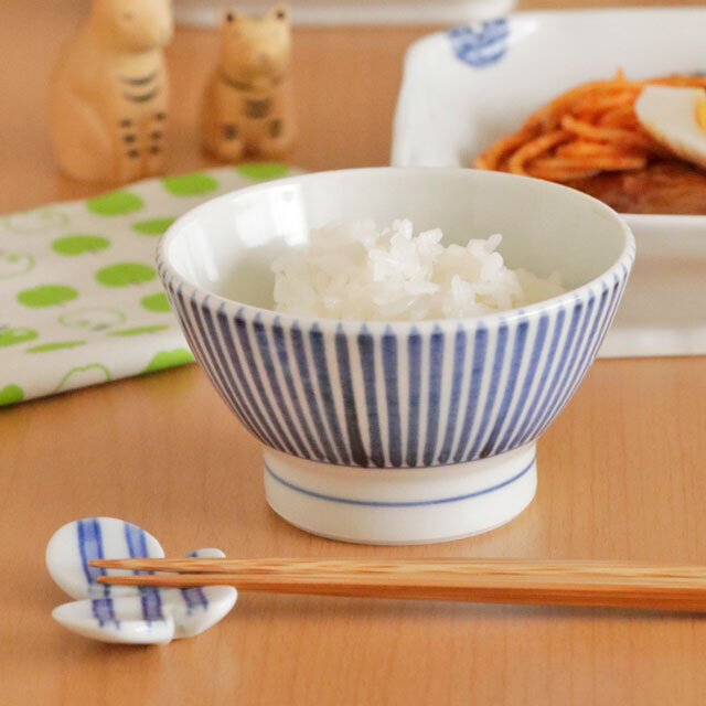 【砥部焼 梅山窯】とくさ柄の子供茶碗