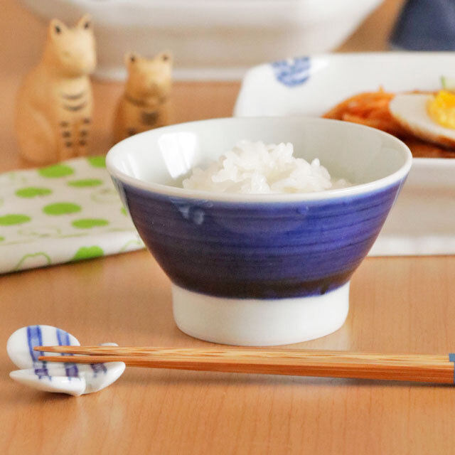 【砥部焼 梅山窯】藍色の子供茶碗