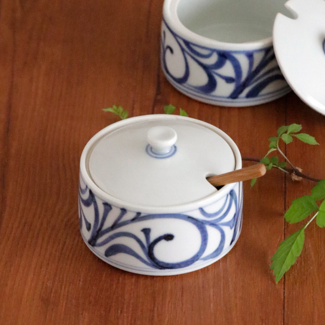 【砥部焼 梅山窯】からくさの薬味入れ(中)