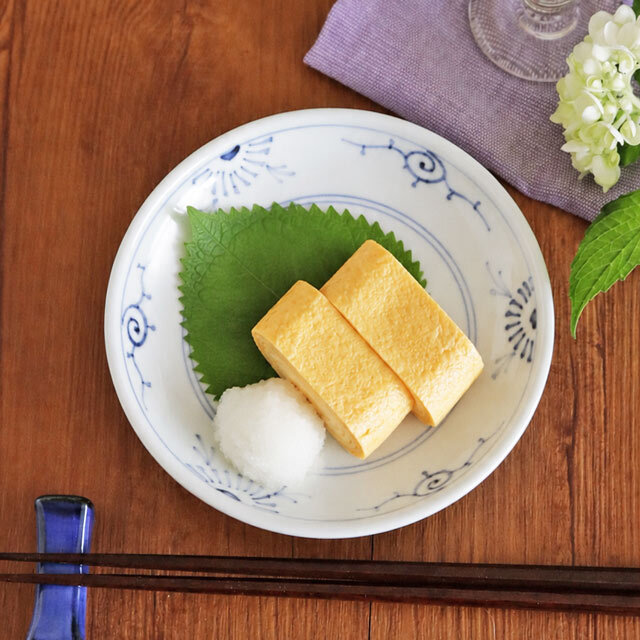 【砥部焼 梅山窯】細菊の取皿(4.6寸)