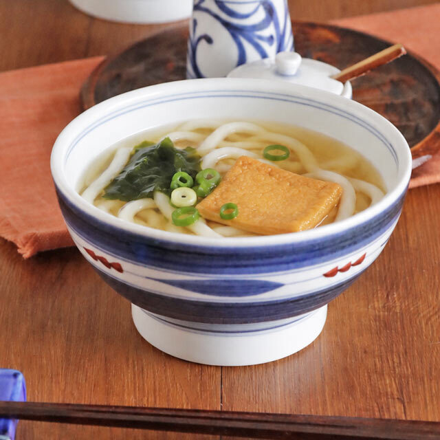 【砥部焼 梅山窯】ごす巻横赤ペんの小丼(4.8寸)