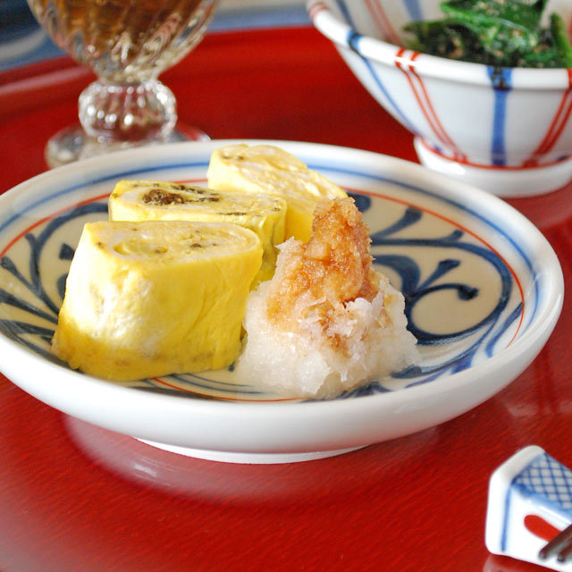 和食器・砥部焼　赤線からくさの取皿