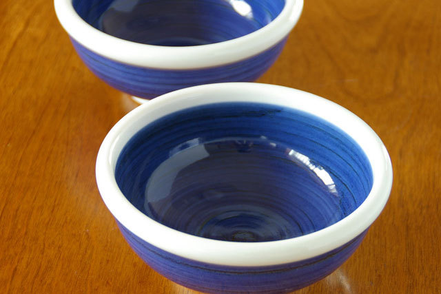 【砥部焼 梅山窯】藍色の玉ぶち鉢(5寸)○