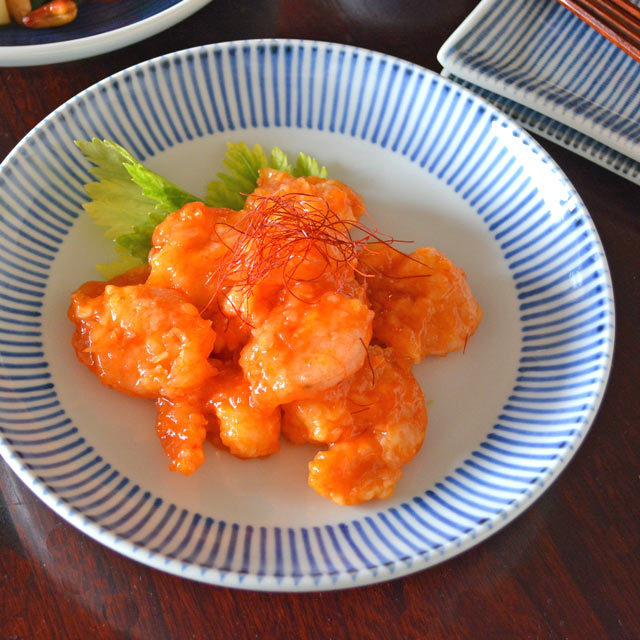 和食器・砥部焼　とくさ柄の大皿(7寸)