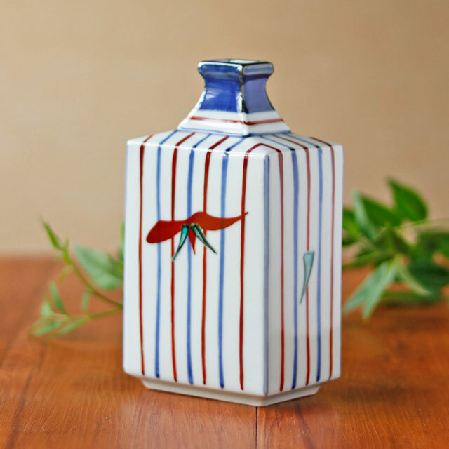 和食器・砥部焼　梅山窯の花瓶