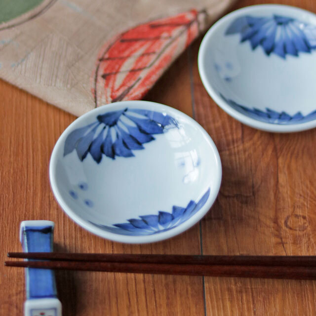 和食器・砥部焼　梅山窯の小皿