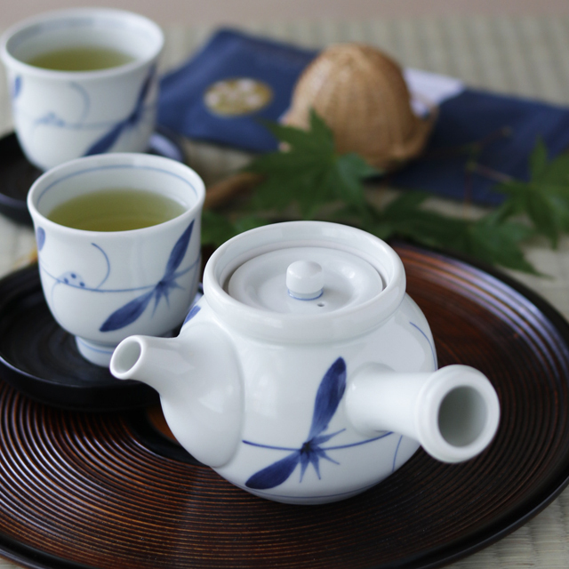 【砥部焼 梅山窯】青笹の丸急須○