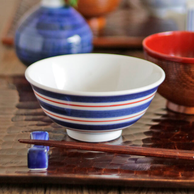 【砥部焼 梅山窯】ごす巻赤線の反茶碗（4.5寸 ）