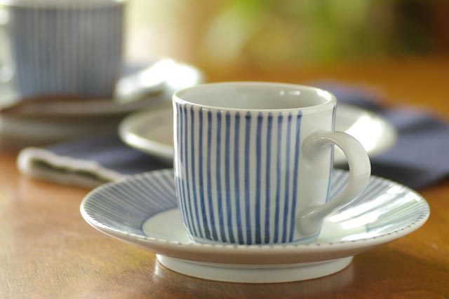 和食器・砥部焼　とくさ柄のコーヒーカップ