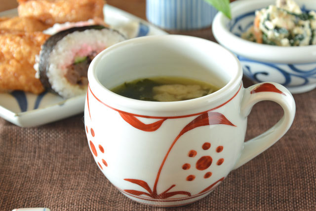 和食器・砥部焼　赤太陽の丸ミルクカップ