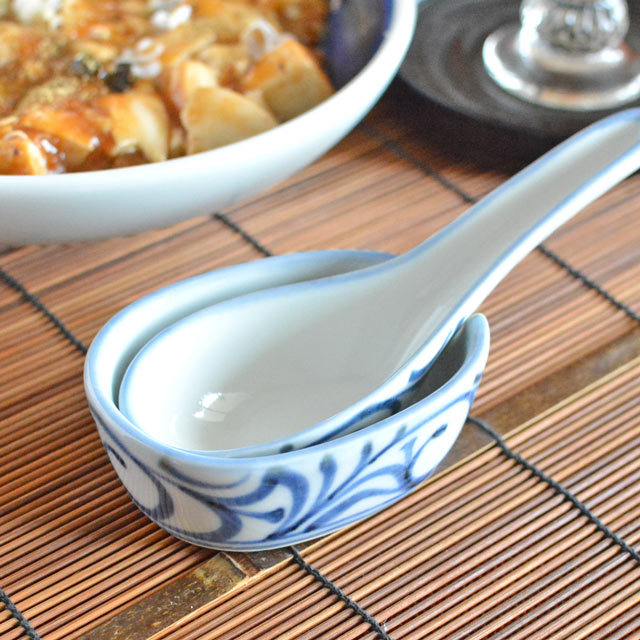 和食器・砥部焼 からくさのれんげ