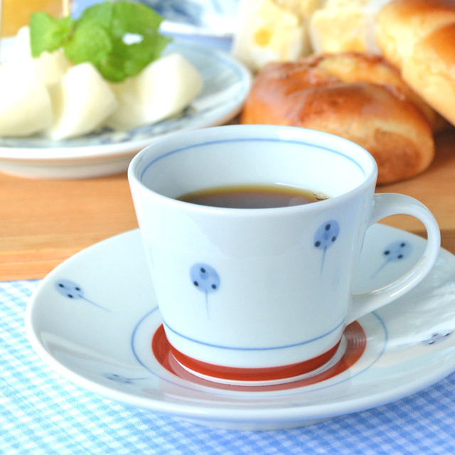 和食器・砥部焼　たんぽぽのコーヒーカップ