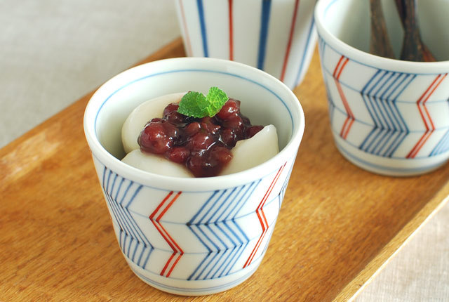 和食器・砥部焼　よろけ柄のそばちょこ