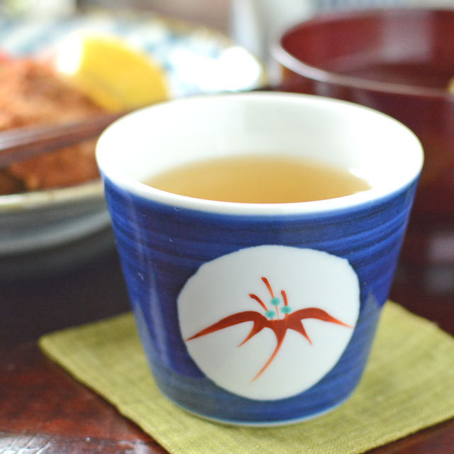 和食器・砥部焼　丸ぬき赤笹のそばちょこ